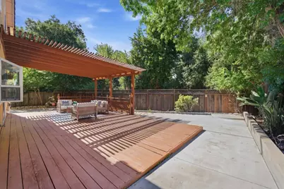 3350 Woodside Ln, San Jose, CA 95121 - Photo 32