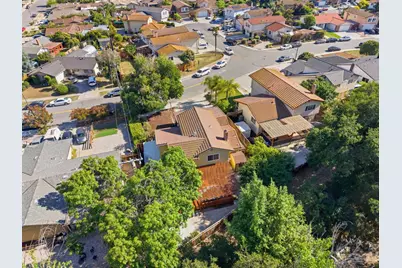 3350 Woodside Ln, San Jose, CA 95121 - Photo 36