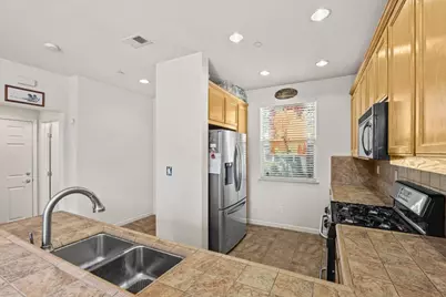 7934 Kipling Cir, Gilroy, CA 95020 - Photo 10