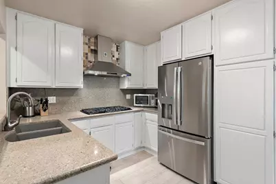 2131 Avy Ave, Menlo Park, CA 94025 - Photo 8