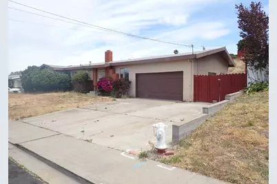 2607 Emma Dr, Pinole, CA 94564 - Photo 2