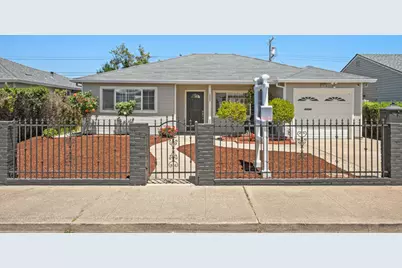 1825 Dale Ave, San Mateo, CA 94401 - Photo 24
