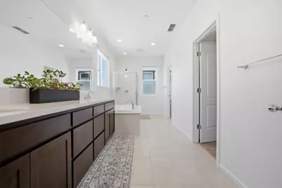 1702 Plumas Dr, Lathrop, CA 95330 - Photo 20