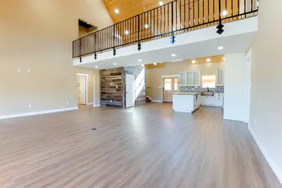 20391 Panoche Rd, Paicines, CA 95043 - Photo 10