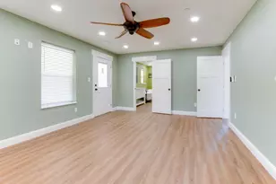 20391 Panoche Rd, Paicines, CA 95043 - Photo 14