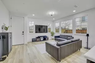 1426 S Central Pkwy, Mountain House, CA 95391 - Photo 8