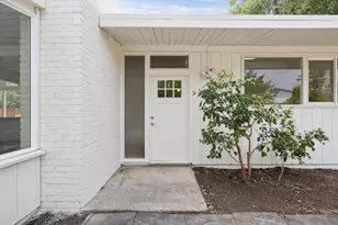 1046 Metro Cir, Palo Alto, CA 94303 - Photo 14
