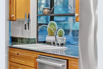 20905 Comanche Trl, Los Gatos, CA 95033 - Photo 16