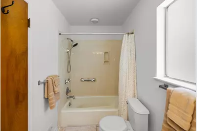 20091 Portola Dr, Salinas, CA 93908 - Photo 26