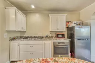 1212 Waring St, Seaside, CA 93955 - Photo 6