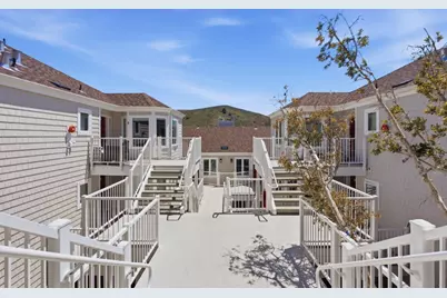 855 Mountain View Dr 4, Daly City, CA 94014 - Photo 40