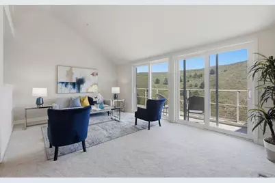 855 Mountain View Dr 4, Daly City, CA 94014 - Photo 2