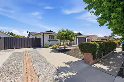 7516 Shady Hollow Dr, Newark, CA 94560 - Photo 2
