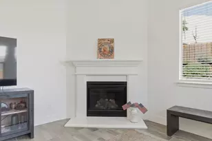 1661 Castlerock Dr, Hollister, CA 95023 - Photo 18