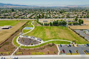 1661 Castlerock Dr, Hollister, CA 95023 - Photo 40