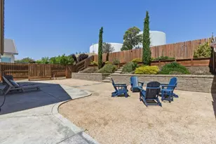 1661 Castlerock Dr, Hollister, CA 95023 - Photo 30