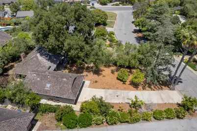 834 Starlite Ln, Los Altos, CA 94024 - Photo 2