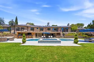 25600 Burke Ln, Los Altos Hills, CA 94022 - Photo 2