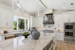 25600 Burke Ln, Los Altos Hills, CA 94022 - Photo 10