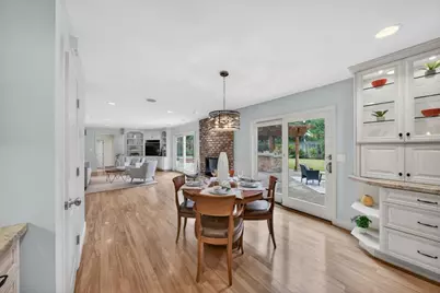 19121 Harleigh Dr, Saratoga, CA 95070 - Photo 18
