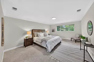 19121 Harleigh Dr, Saratoga, CA 95070 - Photo 44