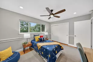 19121 Harleigh Dr, Saratoga, CA 95070 - Photo 42