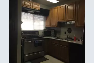 585 School St, Pittsburg, CA 94565 - Photo 8