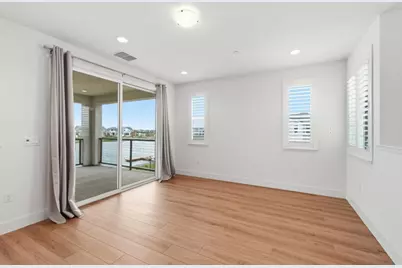 17439 Harbor View Ave, Lathrop, CA 95330 - Photo 10