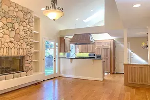 232 University Ave, Los Gatos, CA 95030 - Photo 8