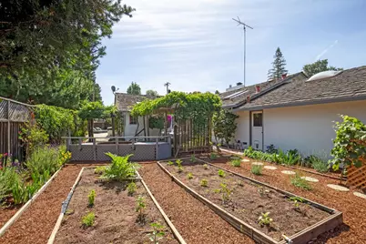 747 Alvina Ct, Los Altos, CA 94024 - Photo 28