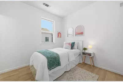 909 Alta Mar Ter, San Jose, CA 95126 - Photo 18