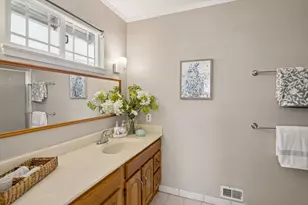 19922 Scotland Dr, Saratoga, CA 95070 - Photo 22