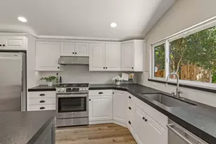 13561 Myren Dr Dr, Saratoga, CA 95070 - Photo 26