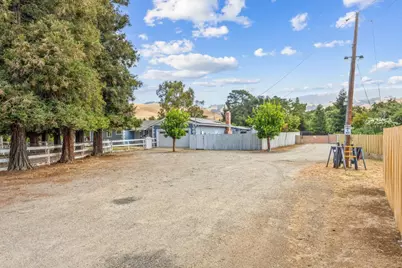12500 New Ave, San Martin, CA 95046 - Photo 68
