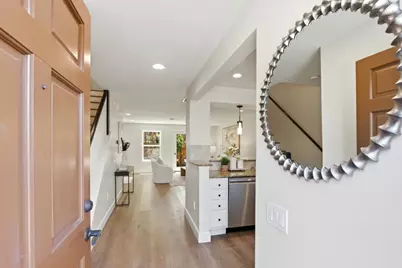 857 Carlisle Way 118, Sunnyvale, CA 94087 - Photo 2