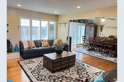 2433 New Jersey Ave, San Jose, CA 95124 - Photo 2