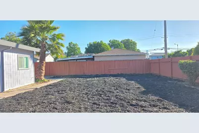 691 Lotus St, San Jose, CA 95116 - Photo 28