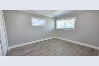 691 Lotus St, San Jose, CA 95116 - Photo 16