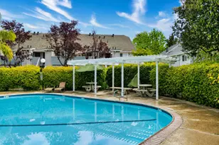 306 Shadow Run Dr, San Jose, CA 95110 - Photo 56