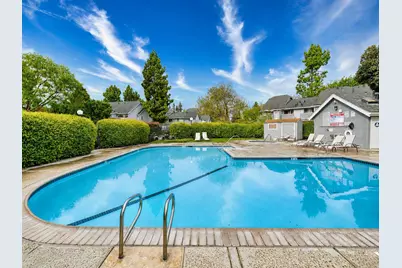 306 Shadow Run Dr, San Jose, CA 95110 - Photo 54