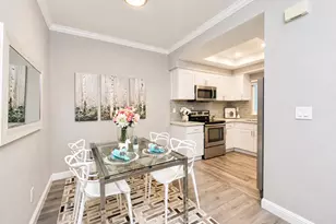 306 Shadow Run Dr, San Jose, CA 95110 - Photo 6