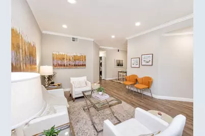 306 Shadow Run Dr, San Jose, CA 95110 - Photo 2
