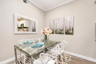 306 Shadow Run Dr, San Jose, CA 95110 - Photo 8