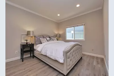 306 Shadow Run Dr, San Jose, CA 95110 - Photo 20