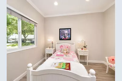 306 Shadow Run Dr, San Jose, CA 95110 - Photo 26
