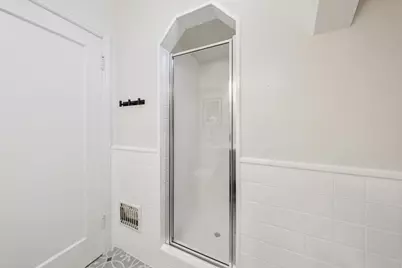825 Amazon Ave, San Francisco, CA 94112 - Photo 30