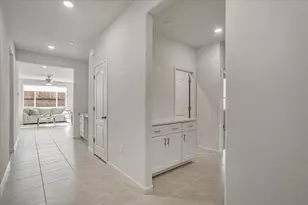 2051 Rosewood Dr, Hollister, CA 95023 - Photo 10
