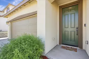 2051 Rosewood Dr, Hollister, CA 95023 - Photo 6