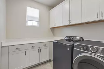 2051 Rosewood Dr, Hollister, CA 95023 - Photo 46