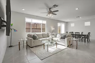 2051 Rosewood Dr, Hollister, CA 95023 - Photo 14